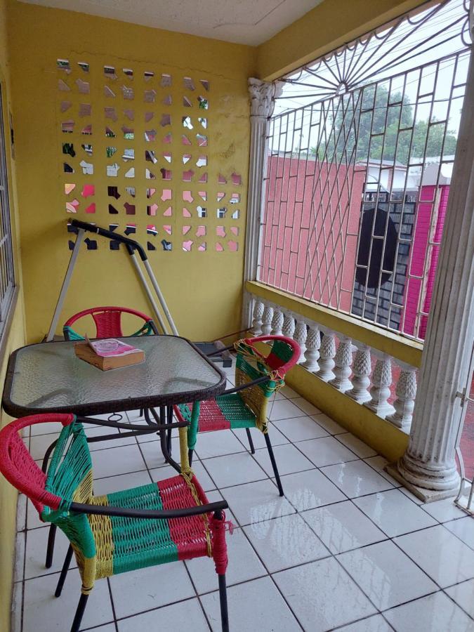 Dancehall Hostel Kingston Dış mekan fotoğraf