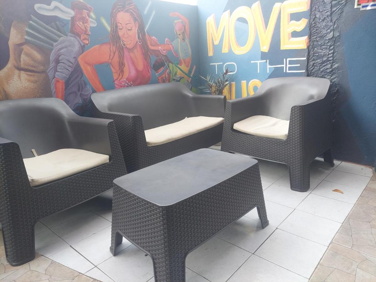 Dancehall Hostel Kingston Dış mekan fotoğraf