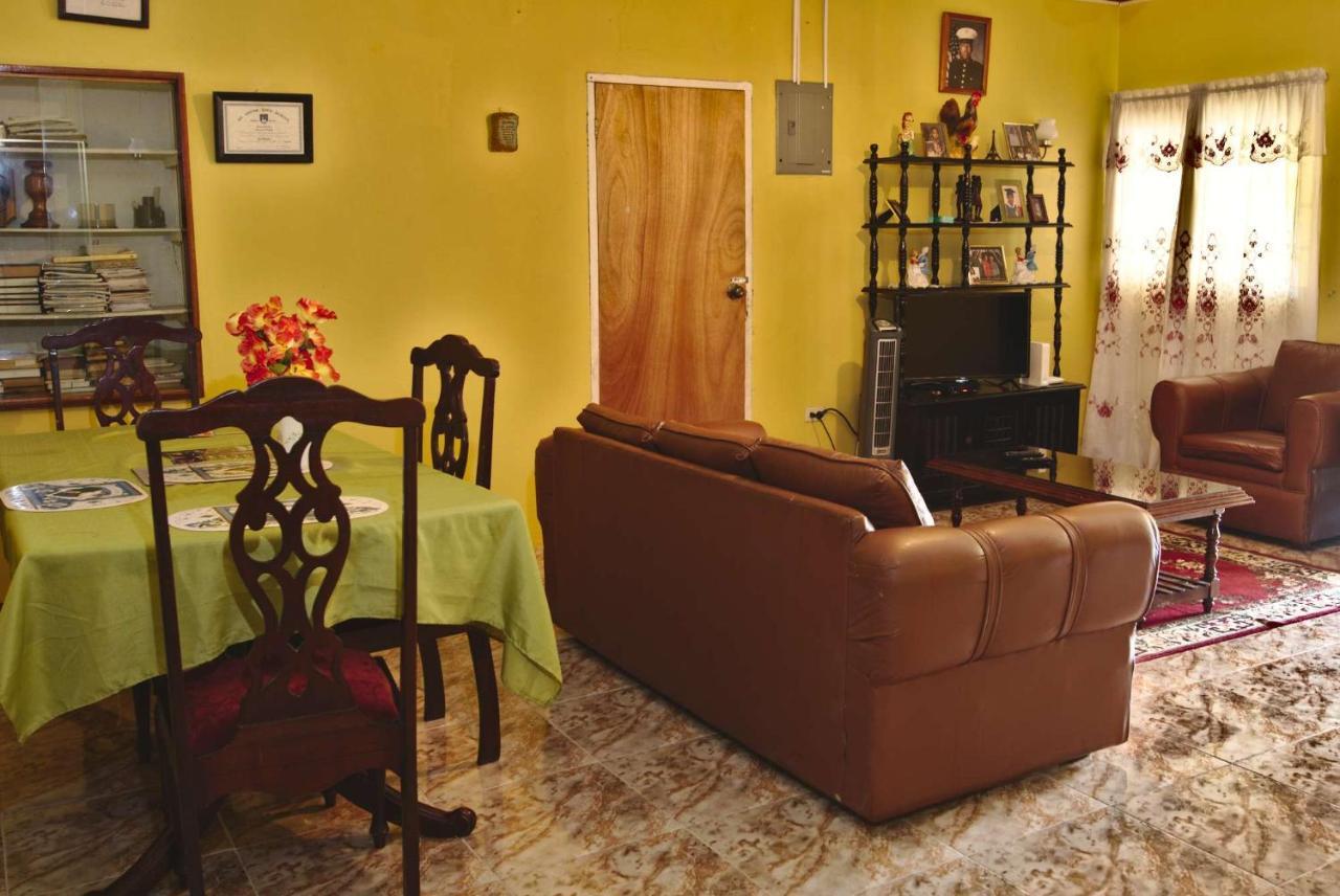 Dancehall Hostel Kingston Dış mekan fotoğraf