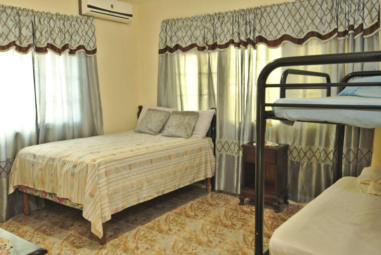 Dancehall Hostel Kingston Dış mekan fotoğraf